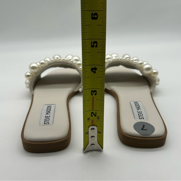 Steve Madden Beaded Sandals Women’s Size 7M Faux Pearl Vegan Bridal Flats NWOB - Picture 7 of 9